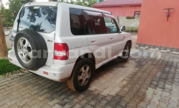 Buy Used Mitsubishi Pajero iO White Car in Lusaka in Zambia Buy Used Mitsubishi Pajero iO White Car in Lusaka in Zambia