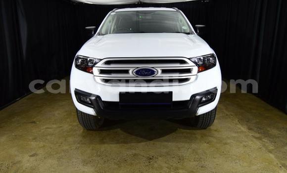 Buy Used Ford Everest White Car in Lusaka in Zambia Buy Used Ford Everest White Car in Lusaka in Zambia
