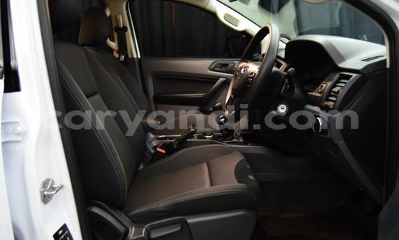 Buy Used Ford Everest White Car in Lusaka in Zambia Buy Used Ford Everest White Car in Lusaka in Zambia