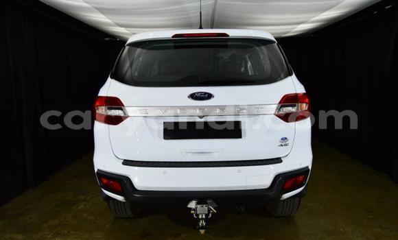 Buy Used Ford Everest White Car in Lusaka in Zambia Buy Used Ford Everest White Car in Lusaka in Zambia