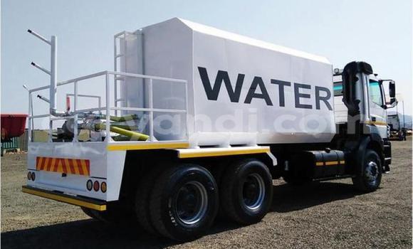 Buy Used Mercedes–Benz 3331 White Truck in Lusaka in Zambia Buy Used Mercedes–Benz 3331 White Truck in Lusaka in Zambia