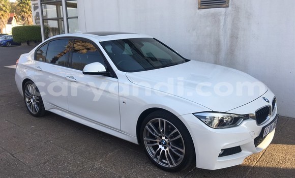 Acheter Occasion Voiture BMW 3–Series Gris à Chingola, Zambie Acheter Occasion Voiture BMW 3–Series Gris à Chingola, Zambie