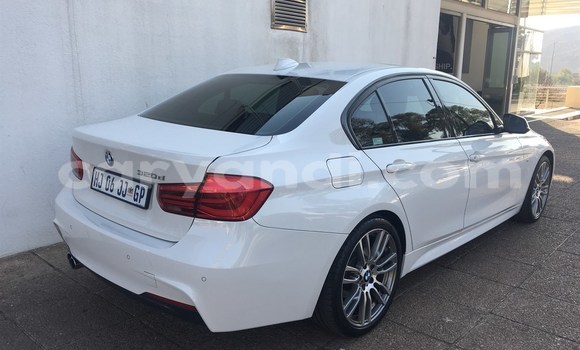 Acheter Occasion Voiture BMW 3–Series Gris à Chingola, Zambie Acheter Occasion Voiture BMW 3–Series Gris à Chingola, Zambie