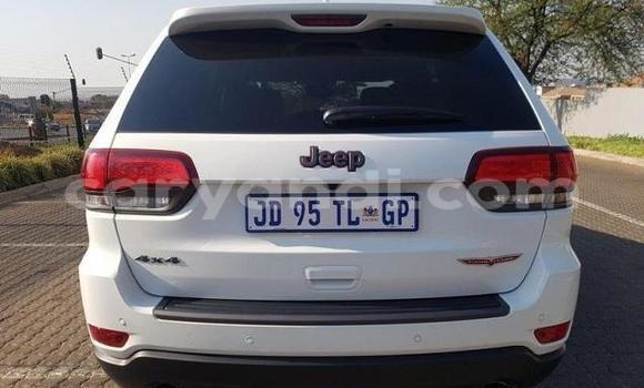Buy Used Jeep Grand Cherokee SRT8 White Car in Chingola in Zambia Buy Used Jeep Grand Cherokee SRT8 White Car in Chingola in Zambia