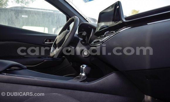Acheter Import Voiture Toyota C-HR Autre à Import - Dubai, Zambie Acheter Import Voiture Toyota C-HR Autre à Import - Dubai, Zambie