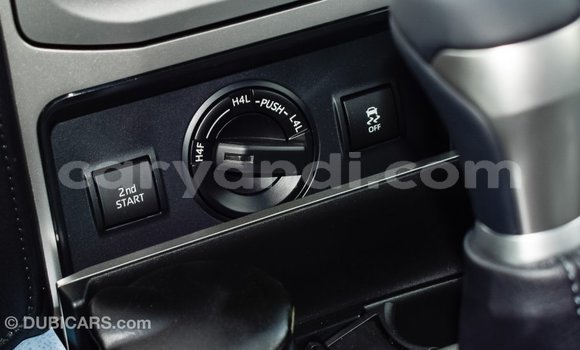 Tenga Imported Toyota Land Cruiser Nhema Mota in Import - Dubai in Zambia Tenga Imported Toyota Land Cruiser Nhema Mota in Import - Dubai in Zambia