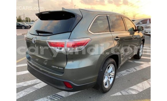 Buy Import Toyota Highlander Green Car in Import - Dubai in Zambia Buy Import Toyota Highlander Green Car in Import - Dubai in Zambia