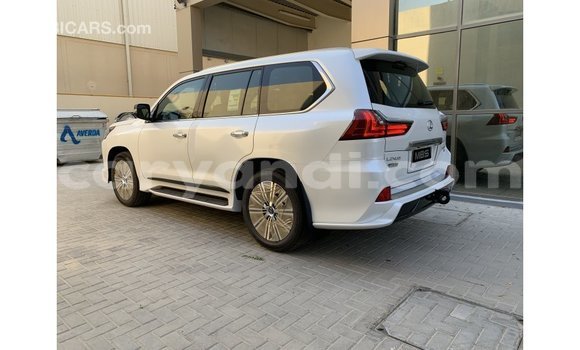 Acheter Import Voiture Lexus LX Blanc à Import - Dubai, Zambie Acheter Import Voiture Lexus LX Blanc à Import - Dubai, Zambie