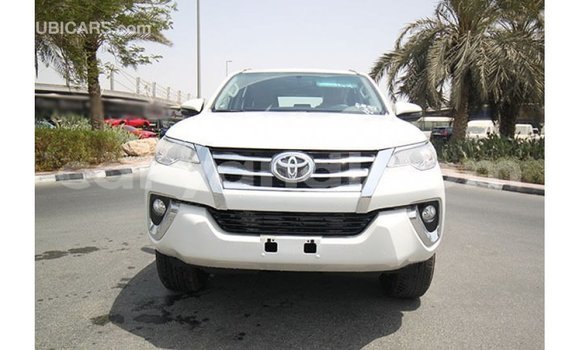 Buy Import Toyota Fortuner White Car in Import - Dubai in Zambia Buy Import Toyota Fortuner White Car in Import - Dubai in Zambia