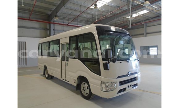 Buy Import Abarth 595 White Car in Import - Dubai in Zambia