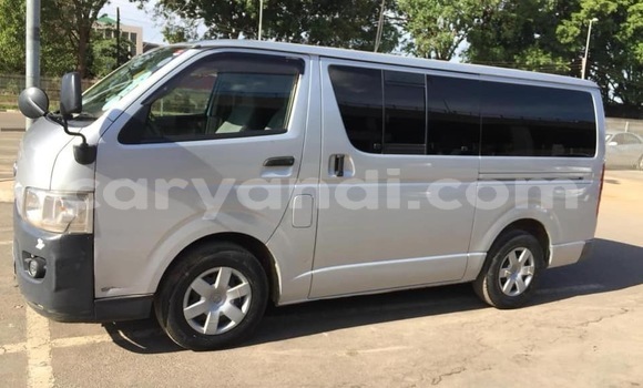 Buy Used Toyota Hiace Silver Car in Lusaka in Zambia Buy Used Toyota Hiace Silver Car in Lusaka in Zambia