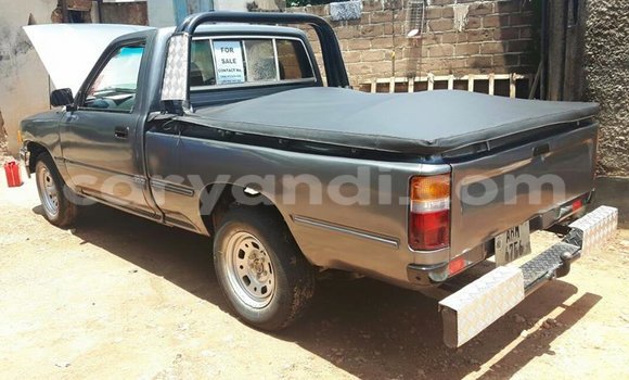 Tenga Tsaru Toyota Hilux Nhema Mota in Chipata in Zambia Tenga Tsaru Toyota Hilux Nhema Mota in Chipata in Zambia