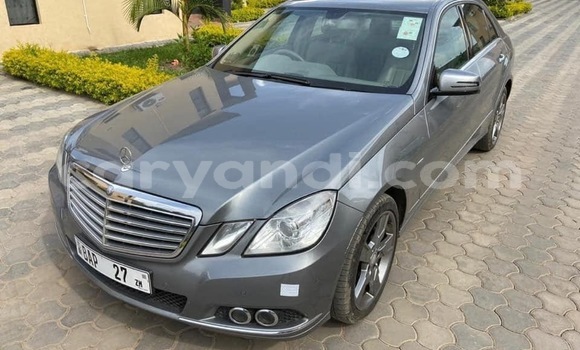 Acheter Occasion Voiture Mercedes‒Benz E–Class Autre à Lusaka, Zambie Acheter Occasion Voiture Mercedes‒Benz E–Class Autre à Lusaka, Zambie