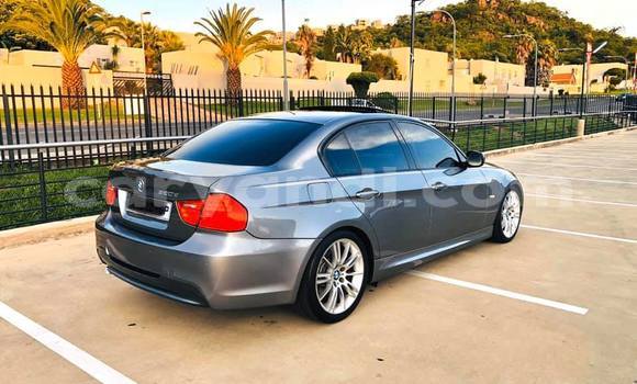 Acheter Occasion Voiture BMW 3–Series Gris à Lusaka, Zambie Acheter Occasion Voiture BMW 3–Series Gris à Lusaka, Zambie