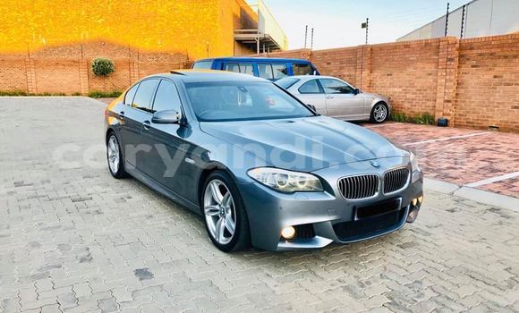 Acheter Occasion Voiture BMW 5–Series Gris à Lusaka, Zambie Acheter Occasion Voiture BMW 5–Series Gris à Lusaka, Zambie