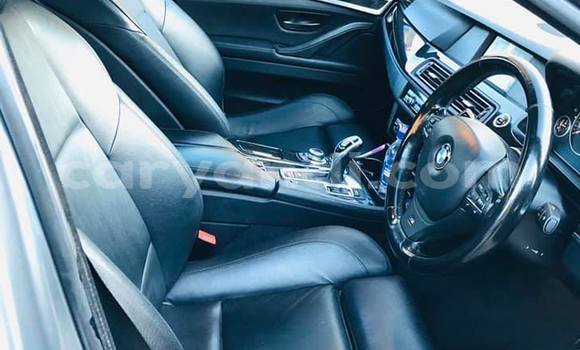 Acheter Occasion Voiture BMW 5–Series Gris à Lusaka, Zambie Acheter Occasion Voiture BMW 5–Series Gris à Lusaka, Zambie