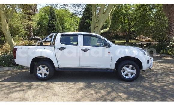 Buy Used Isuzu KB White Car in Lusaka in Zambia Buy Used Isuzu KB White Car in Lusaka in Zambia