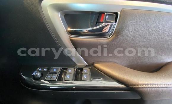 Nunua Ilio tumika Toyota Fortuner Fedha Gari ndani ya Lusaka nchini Zambia Nunua Ilio tumika Toyota Fortuner Fedha Gari ndani ya Lusaka nchini Zambia