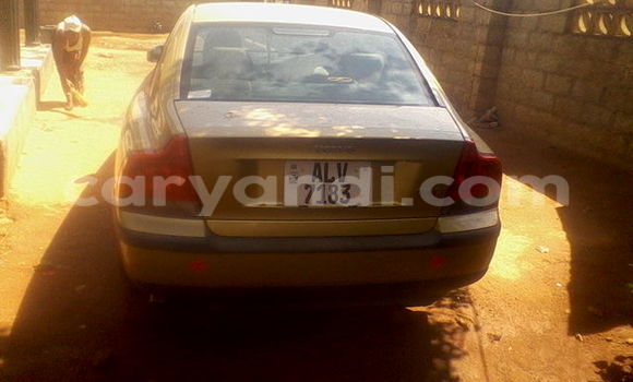 Tenga Tsaru Volvo S40 Sirivha Mota in Chipata in Zambia Tenga Tsaru Volvo S40 Sirivha Mota in Chipata in Zambia