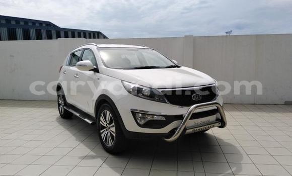 Buy Used Kia Sportage White Car in Mazabuka in Southern Buy Used Kia Sportage White Car in Mazabuka in Southern
