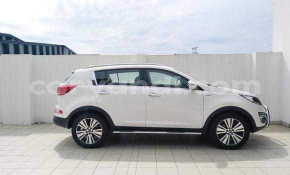 Buy Used Kia Sportage White Car in Mazabuka in Southern Buy Used Kia Sportage White Car in Mazabuka in Southern