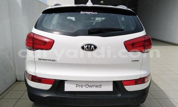Buy Used Kia Sportage White Car in Mazabuka in Southern Buy Used Kia Sportage White Car in Mazabuka in Southern
