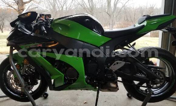 Buy Used Kawasaki Ninja ZX-10R Green Bike in Lusaka in Zambia Buy Used Kawasaki Ninja ZX-10R Green Bike in Lusaka in Zambia