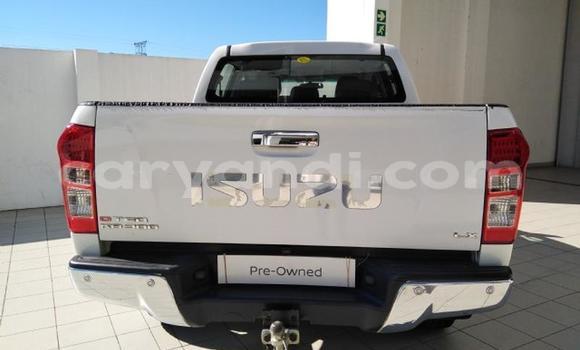 Tenga Tsaru Isuzu KB Chena Mota in Mazabuka in Southern Tenga Tsaru Isuzu KB Chena Mota in Mazabuka in Southern