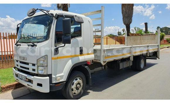 Buy Used Isuzu FTR 850 White Truck in Mazabuka in Southern