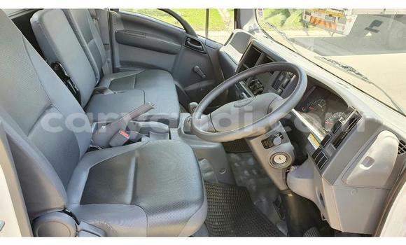 Buy Used Isuzu FTR 850 White Truck in Mazabuka in Southern Buy Used Isuzu FTR 850 White Truck in Mazabuka in Southern