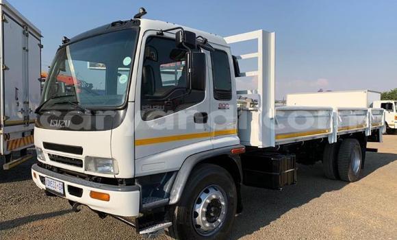 Buy Used Isuzu FTR 850 White Truck in Mazabuka in Southern