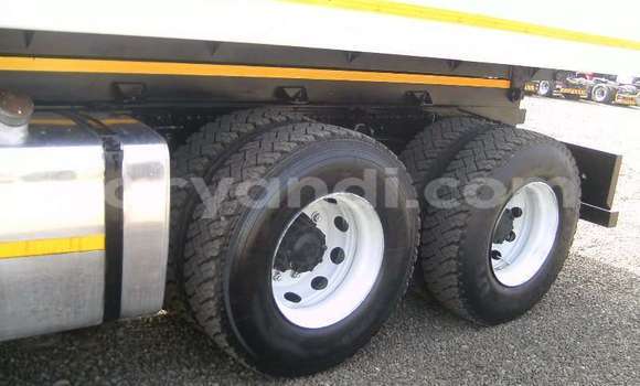 Nunua Ilio tumika Hino Ranger Nyeupe Lori ndani ya Livingstone nchini Zambia Nunua Ilio tumika Hino Ranger Nyeupe Lori ndani ya Livingstone nchini Zambia