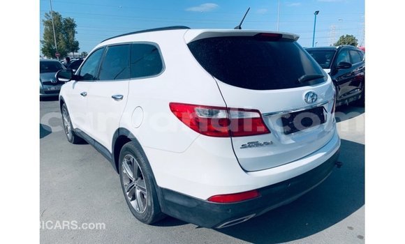 Acheter Import Voiture Hyundai Santa Fe Blanc à Import - Dubai, Zambie Acheter Import Voiture Hyundai Santa Fe Blanc à Import - Dubai, Zambie