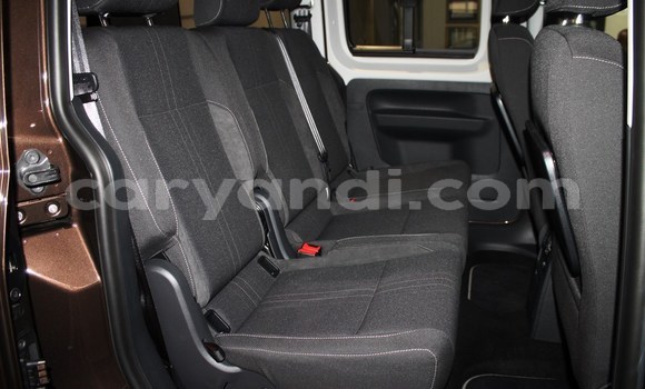 Tenga Tsaru Volkswagen Caddy Zvimwe Mota in Livingstone in Zambia Tenga Tsaru Volkswagen Caddy Zvimwe Mota in Livingstone in Zambia