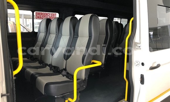 Nunua Ilio tumika Volkswagen Caravelle Nyingine Gari ndani ya Chipata nchini Zambia Nunua Ilio tumika Volkswagen Caravelle Nyingine Gari ndani ya Chipata nchini Zambia