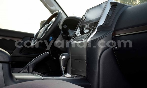 Tenga Imported Toyota Land Cruiser Zvimwe Mota in Import - Dubai in Zambia Tenga Imported Toyota Land Cruiser Zvimwe Mota in Import - Dubai in Zambia