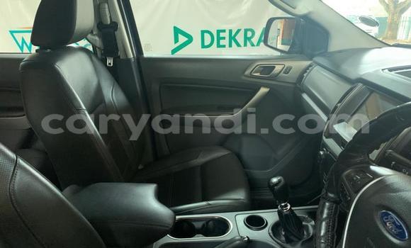 Buy Used Ford Everest Blue Car in Mazabuka in Southern Buy Used Ford Everest Blue Car in Mazabuka in Southern