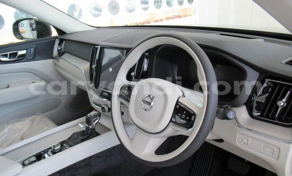Acheter Occasion Voiture Volvo XC60 Noir à Lusaka, Zambie Acheter Occasion Voiture Volvo XC60 Noir à Lusaka, Zambie
