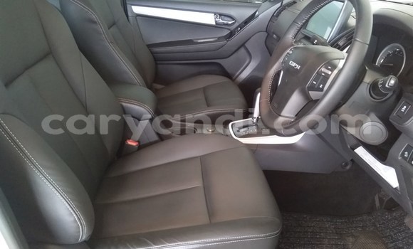 Tenga Tsaru Isuzu D–MAX Chena Mota in Lusaka in Zambia Tenga Tsaru Isuzu D–MAX Chena Mota in Lusaka in Zambia