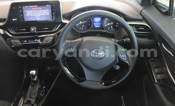 Tenga Tsaru Toyota C-HR Tsvuku Mota in Lusaka in Zambia Tenga Tsaru Toyota C-HR Tsvuku Mota in Lusaka in Zambia