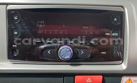 Tenga Tsaru Toyota Hiace Chena Mota in Mazabuka in Southern Tenga Tsaru Toyota Hiace Chena Mota in Mazabuka in Southern