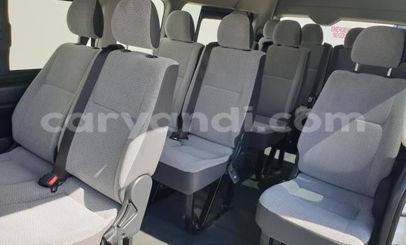 Tenga Tsaru Toyota Hiace Chena Mota in Mazabuka in Southern Tenga Tsaru Toyota Hiace Chena Mota in Mazabuka in Southern