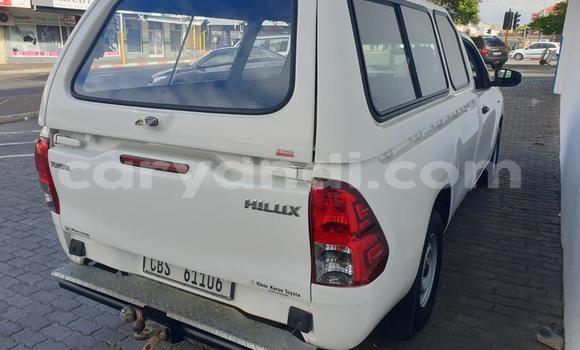 Buy Used Toyota Hilux White Car in Mazabuka in Southern Buy Used Toyota Hilux White Car in Mazabuka in Southern