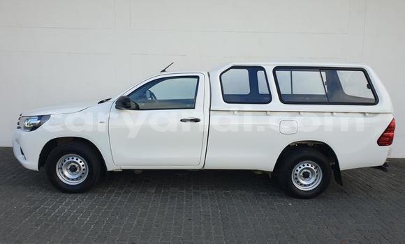 Buy Used Toyota Hilux White Car in Mazabuka in Southern Buy Used Toyota Hilux White Car in Mazabuka in Southern