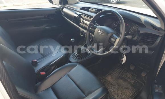 Buy Used Toyota Hilux White Car in Mazabuka in Southern Buy Used Toyota Hilux White Car in Mazabuka in Southern