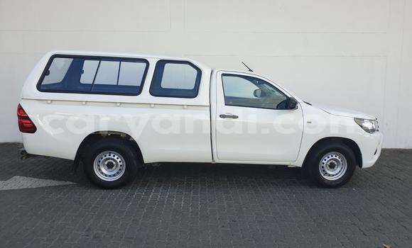 Buy Used Toyota Hilux White Car in Mazabuka in Southern Buy Used Toyota Hilux White Car in Mazabuka in Southern