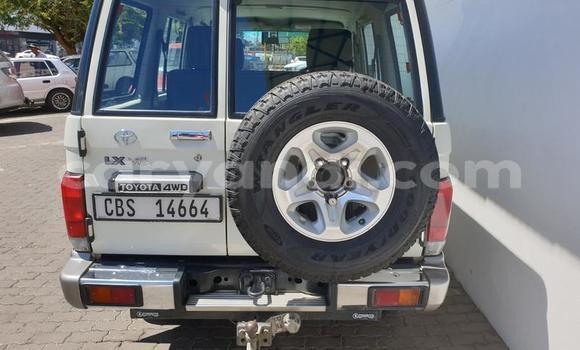 Tenga Tsaru Toyota Land Cruiser Chena Mota in Mazabuka in Southern Tenga Tsaru Toyota Land Cruiser Chena Mota in Mazabuka in Southern