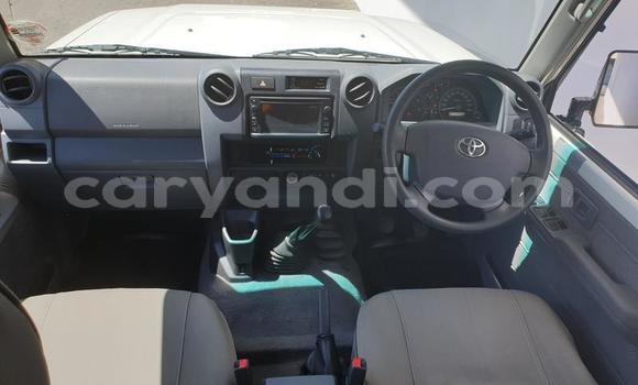 Tenga Tsaru Toyota Land Cruiser Chena Mota in Mazabuka in Southern Tenga Tsaru Toyota Land Cruiser Chena Mota in Mazabuka in Southern