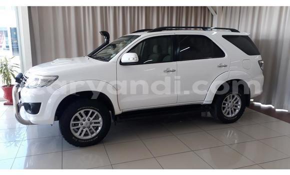 Buy Used Toyota Fortuner White Car in Mazabuka in Southern Buy Used Toyota Fortuner White Car in Mazabuka in Southern