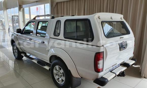 Buy Used Nissan NP 300 White Car in Mazabuka in Southern Buy Used Nissan NP 300 White Car in Mazabuka in Southern